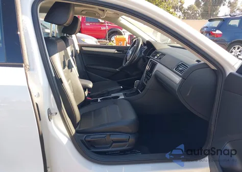 2019 Volkswagen Passat 2.0T Wolfsburg Edition from USA, damaged, VIN 1VWLA7A33KC009141